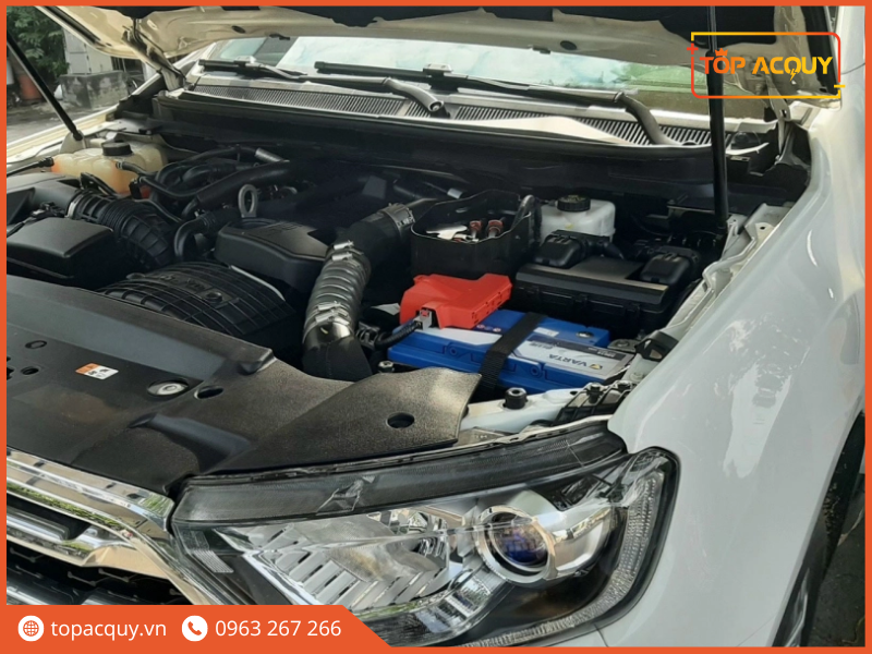 ắc quy xe ford everest