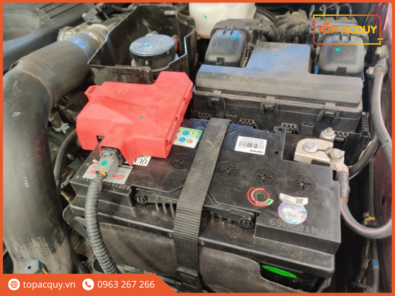 ắc quy ford everest