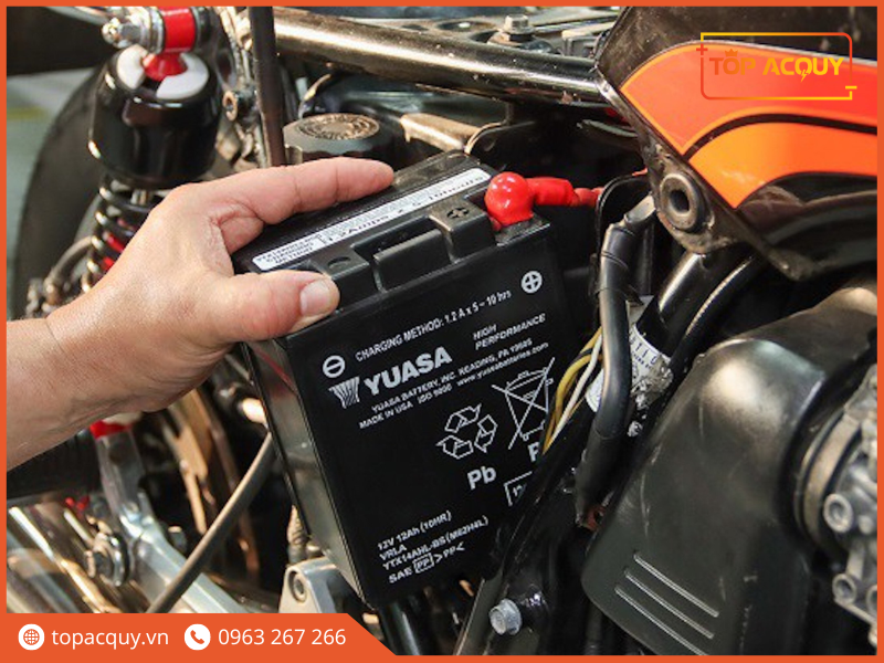 Khi nào thay ắc quy xe máy