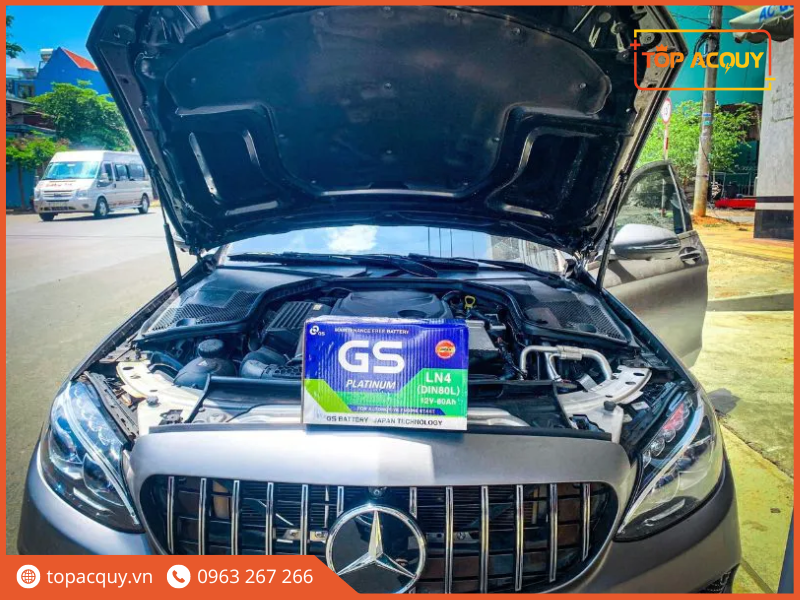 ắc quy xe mercedes c300