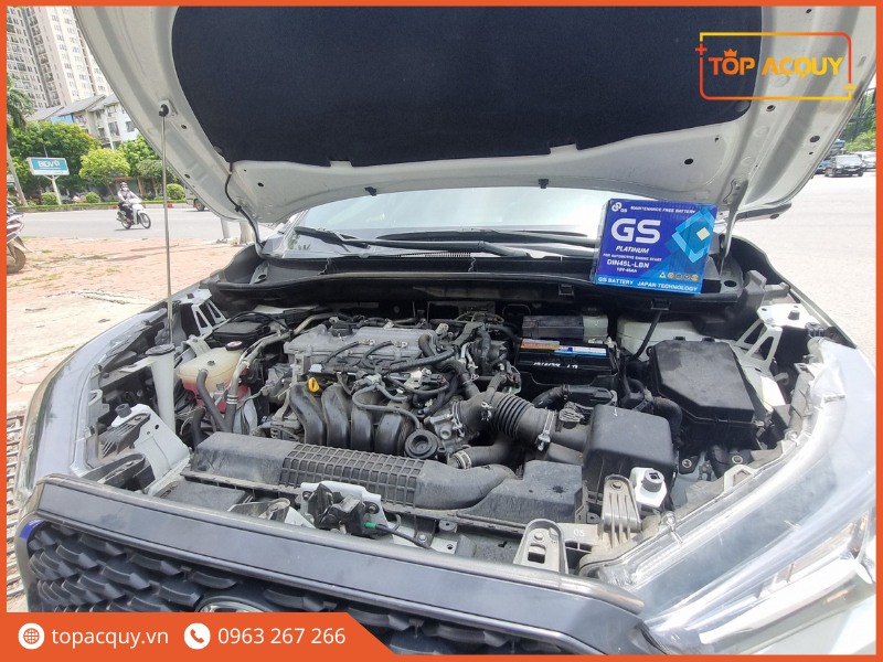 ắc quy xe toyota cross