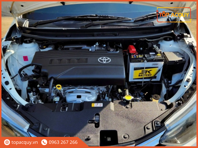 thay ắc quy xe yaris
