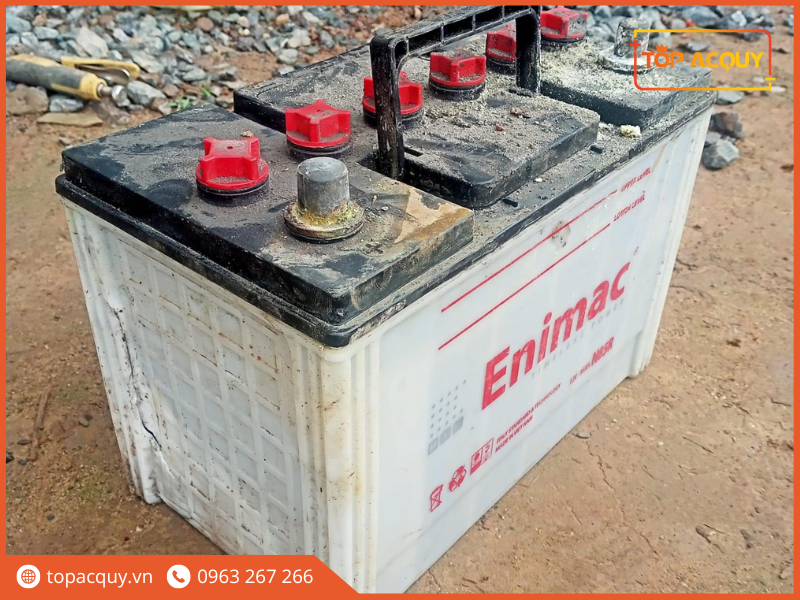 bình 100Ah hỏng nặng