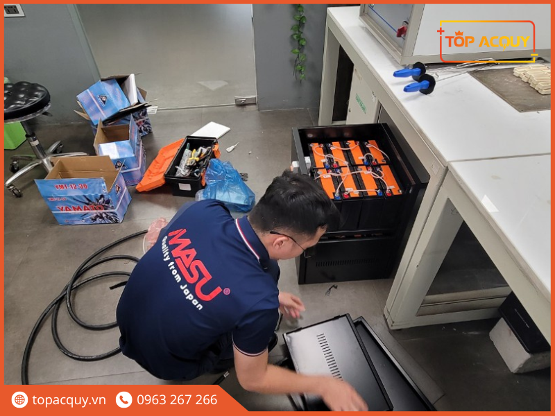 bình ắc quy 12V 30Ah