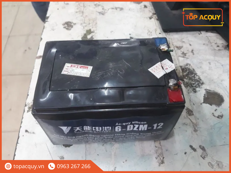 ắc quy bị phồng