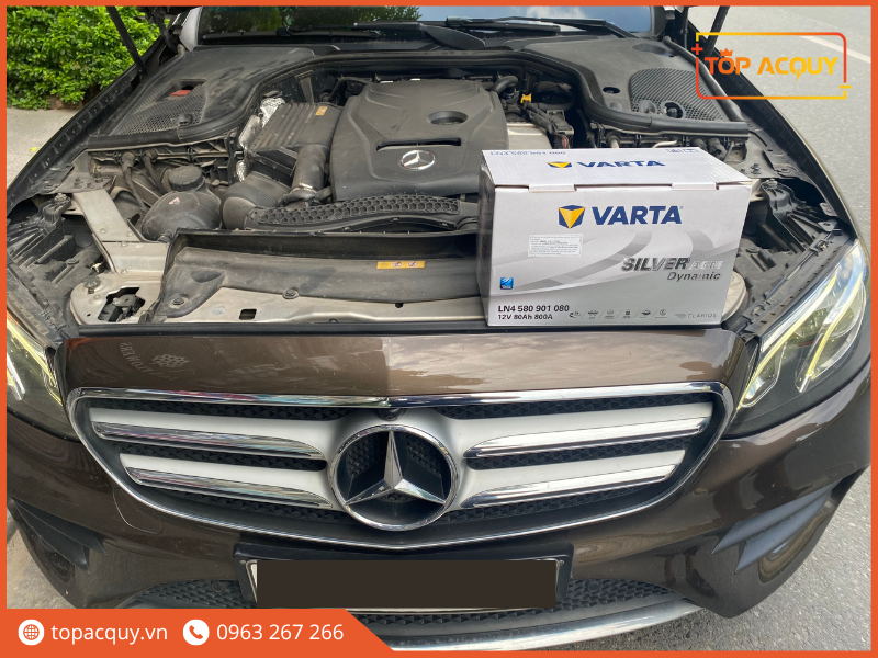 thay bình ắc quy xe mercedes e200