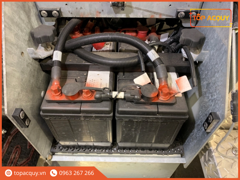 bình ắc quy xe tải thaco 990kg