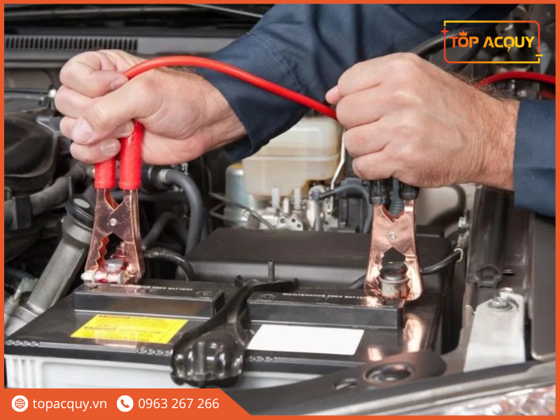 cách câu bình ắc quy ô tô