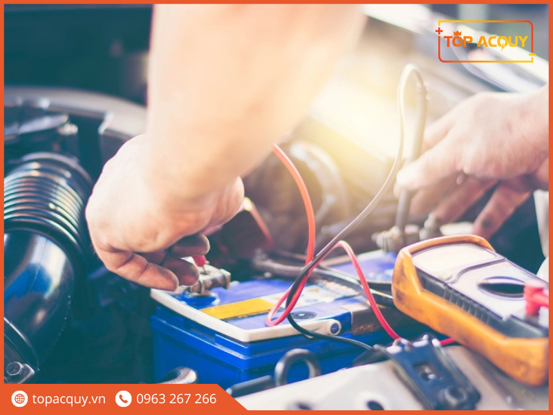 cách kích bình ô tô