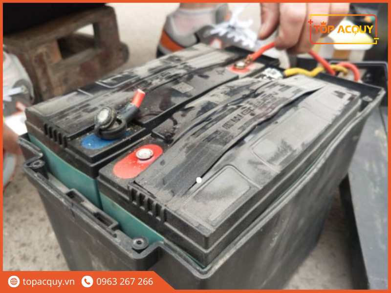 ngoại quan ắc quy bị hỏng