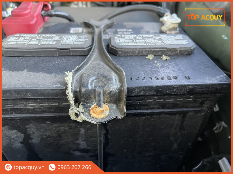 bình ắc quy hỏng