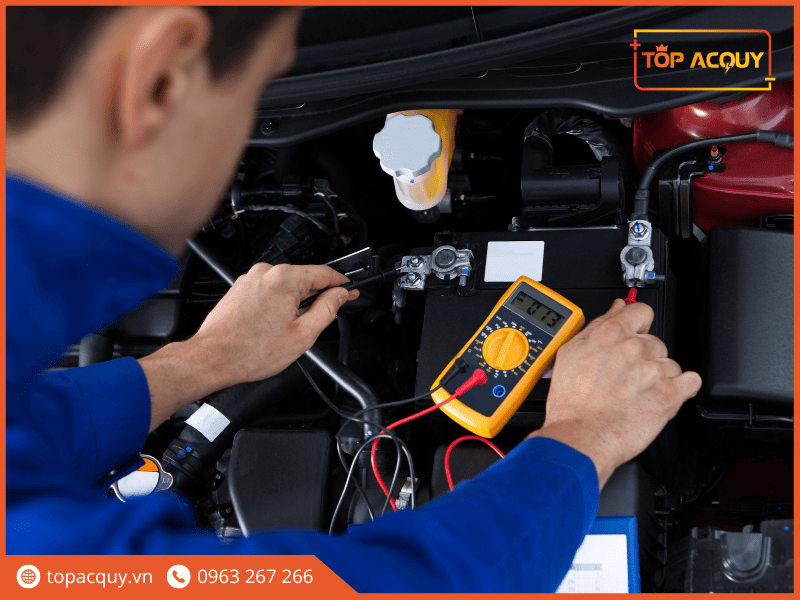 Cách phục hồi bình ắc quy nước ô tô
