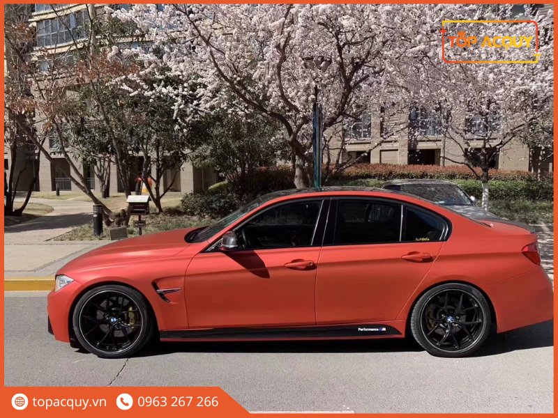 mệnh Hỏa hợp màu xe gì