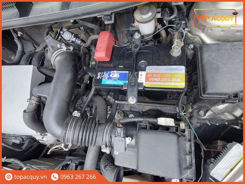 phân biệt ắc quy GS thật và giả