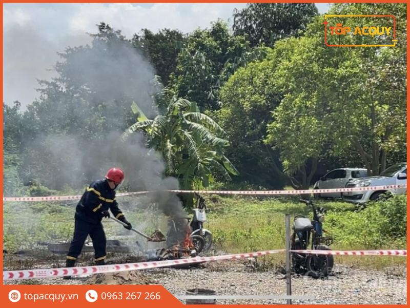 sạc xe đạp điện qua đêm an toàn