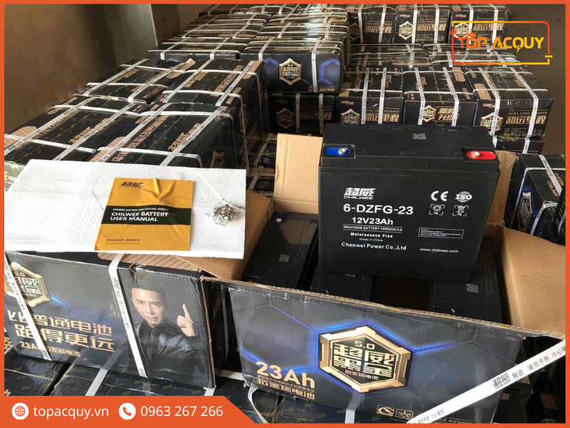 thay ắc quy xe máy điện