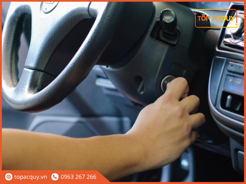 khởi động xe sau khi thay bình