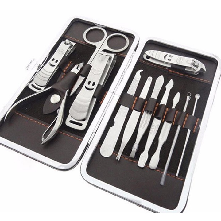 Nên sử dụng bộ kềm cắt móng đa năng 11 món