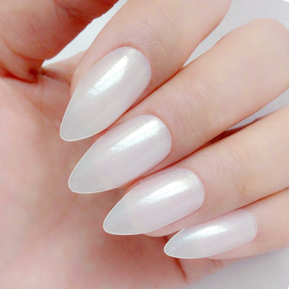 Nails dài ngọc trai