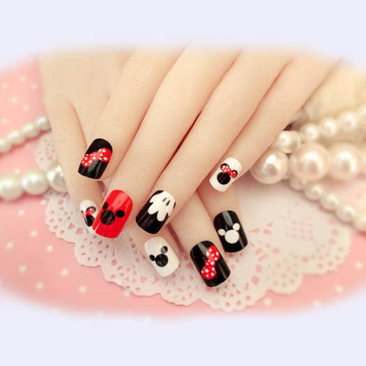 Họa tiết chuột Mickey