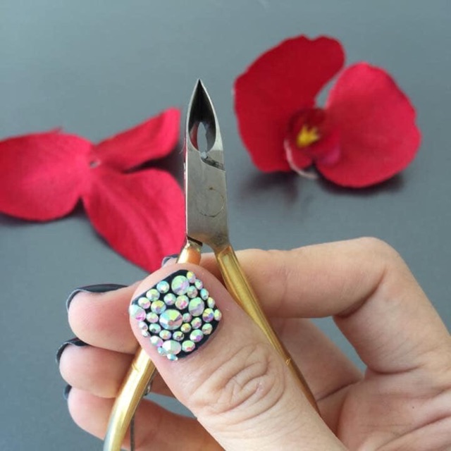 Kềm cắt da loại nào tốt