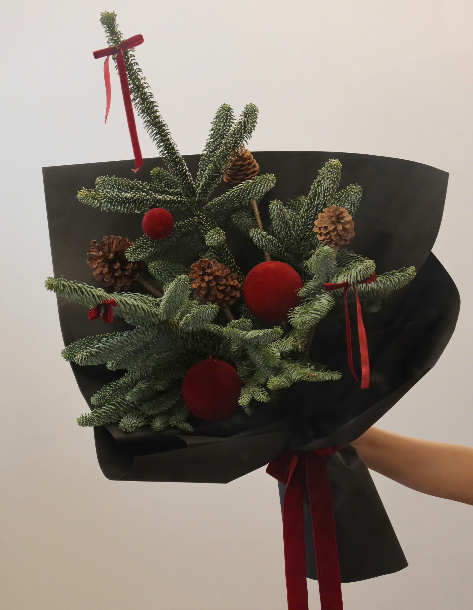 chau-nhung-trang-tri-cay-thong-noel