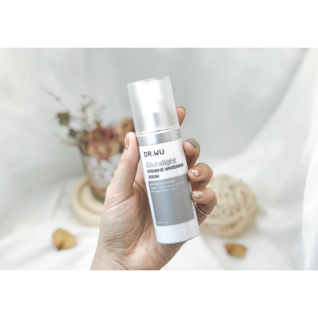 Serum dưỡng ẩm chuyên sâu từ bên trong