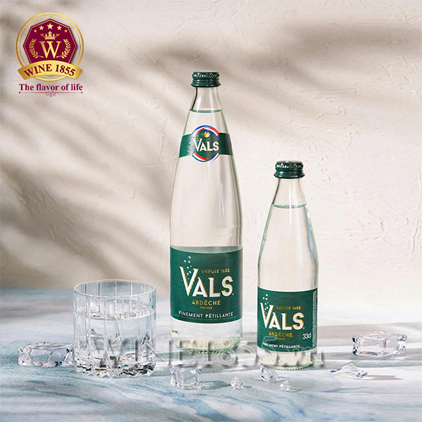 Nước khoáng thiên nhiên bổ sung ga Vals
