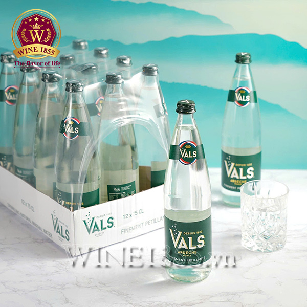 Nước khoáng thiên nhiên bổ sung ga Vals