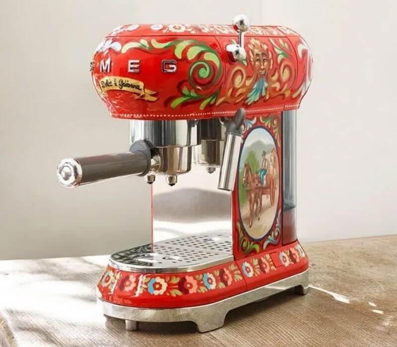 Máy phá cafe Smeg ECF01DGEU