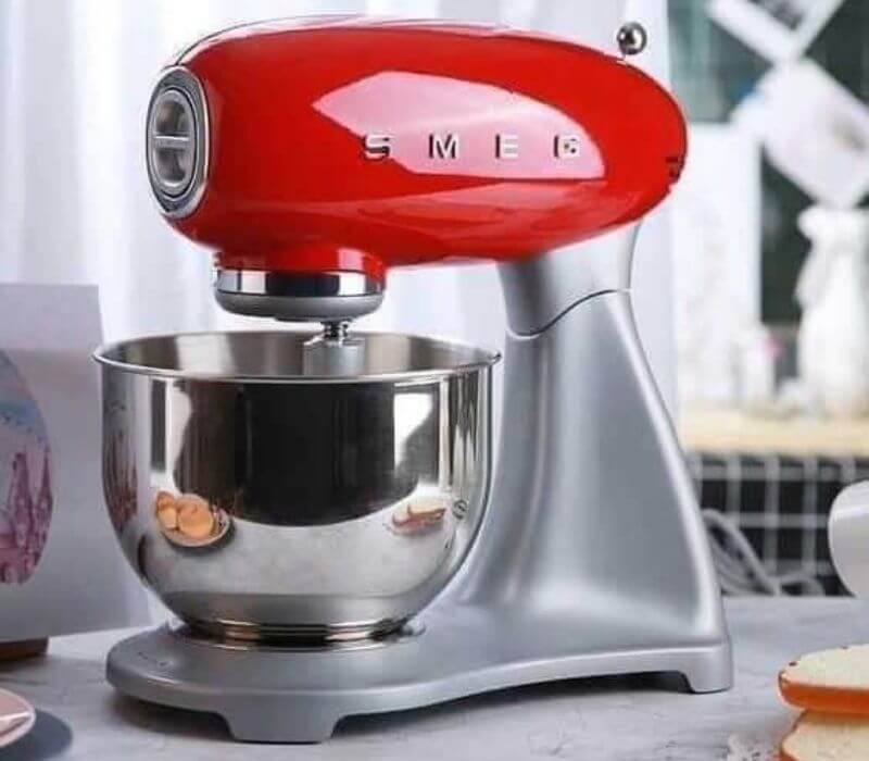 Máy trộn bột Smeg - sản phẩm chiếm doanh thu cao nhất