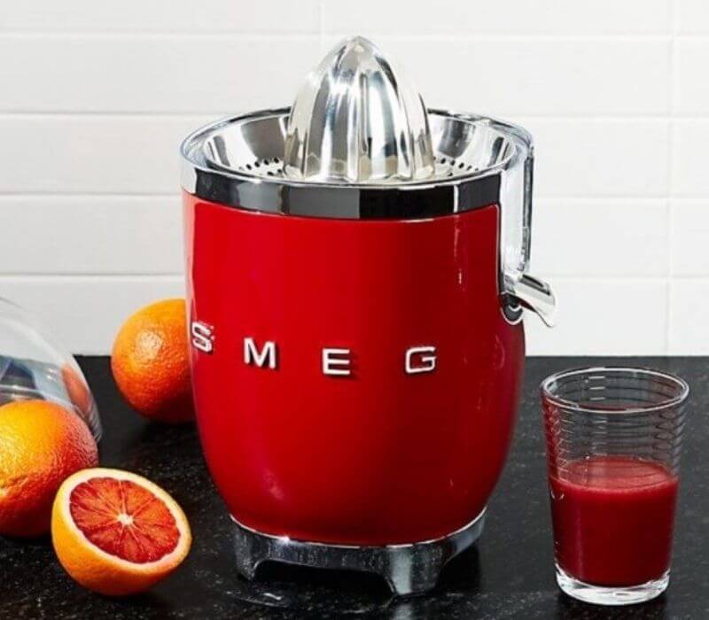 Máy vắt cam Smeg - sản phẩm số 1 nhà bếp