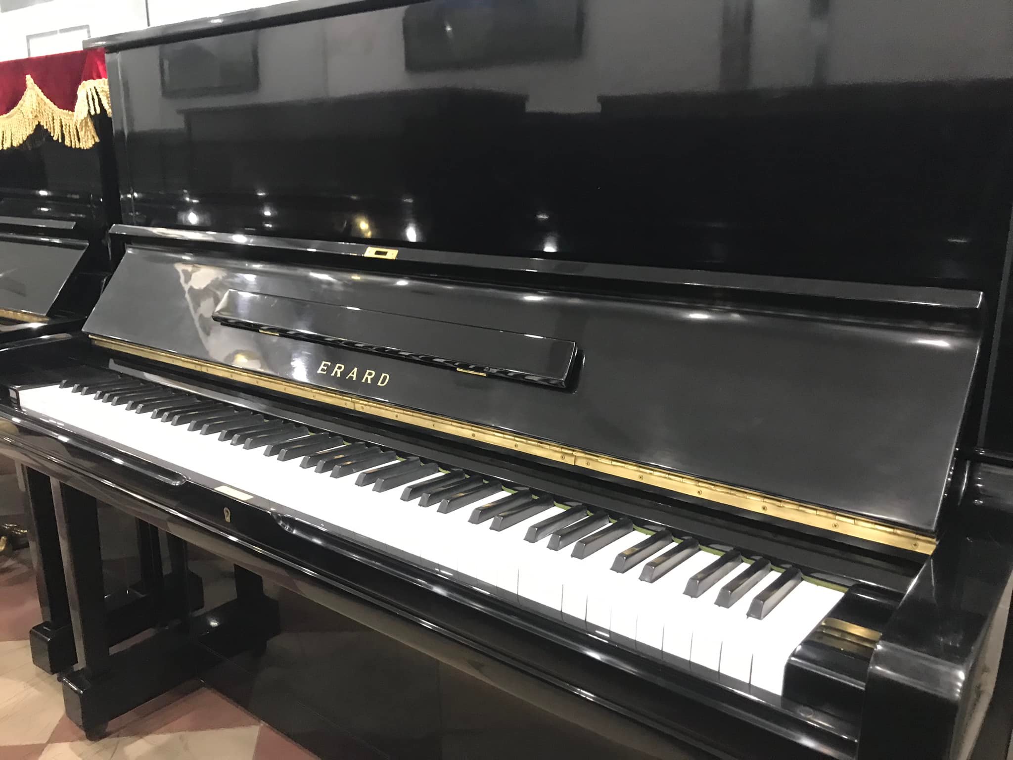 Piano Erard -  st music