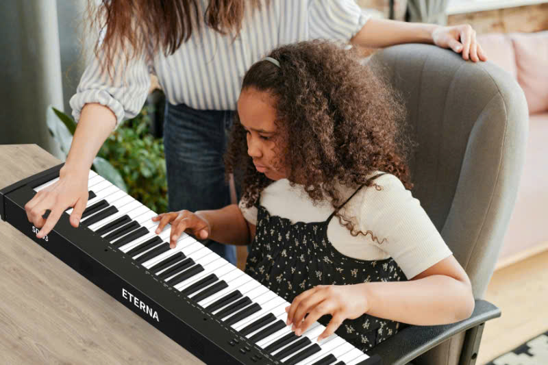 piano điện eterna sd03