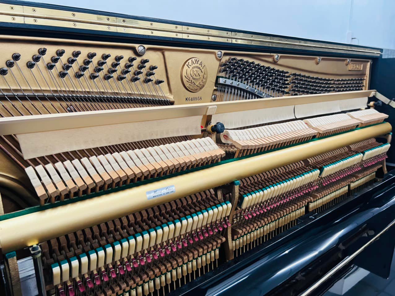 piano cơ kawai bl61