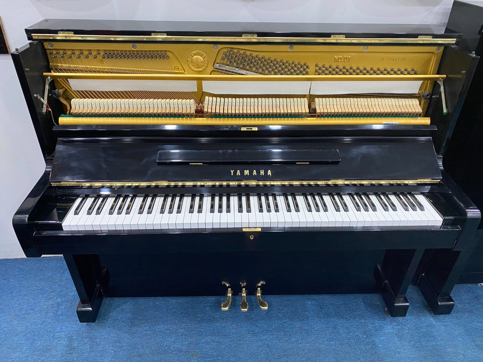 piano cơ yamaha u1e