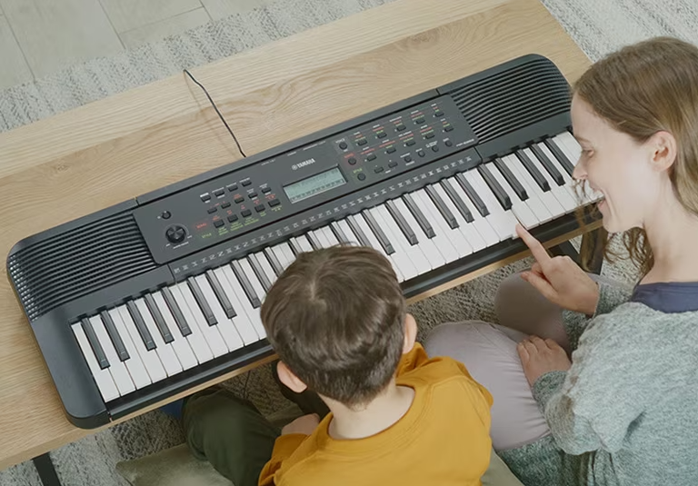 Yamaha PSR E283