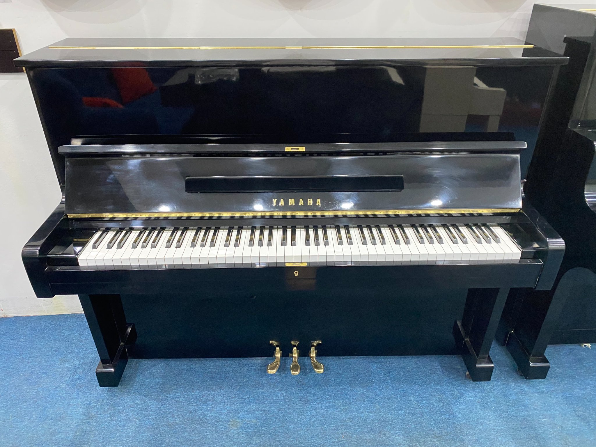 piano cơ yamaha u1e