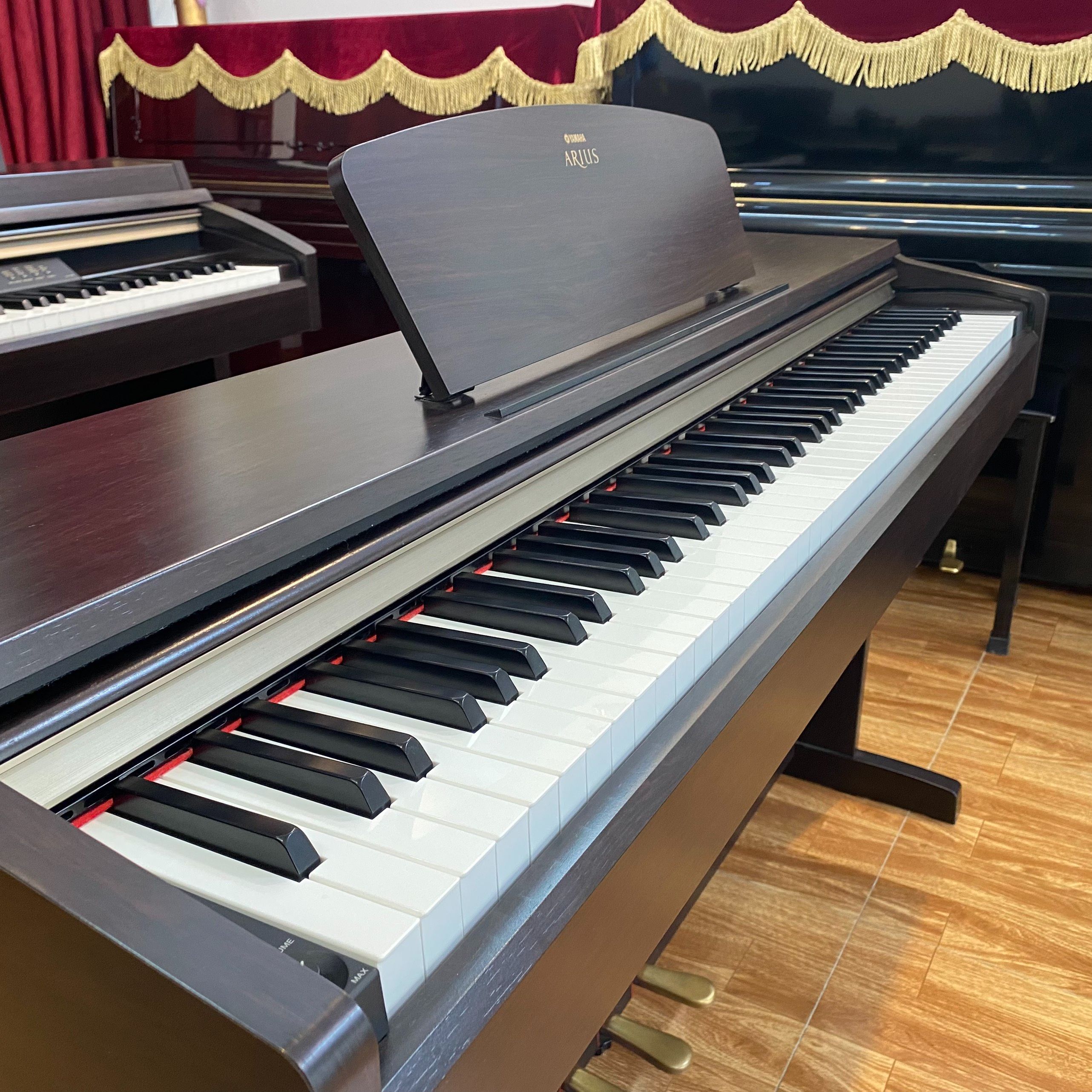 yamaha ydp160 st music