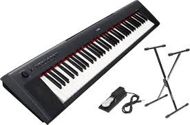piano yamaha np31
