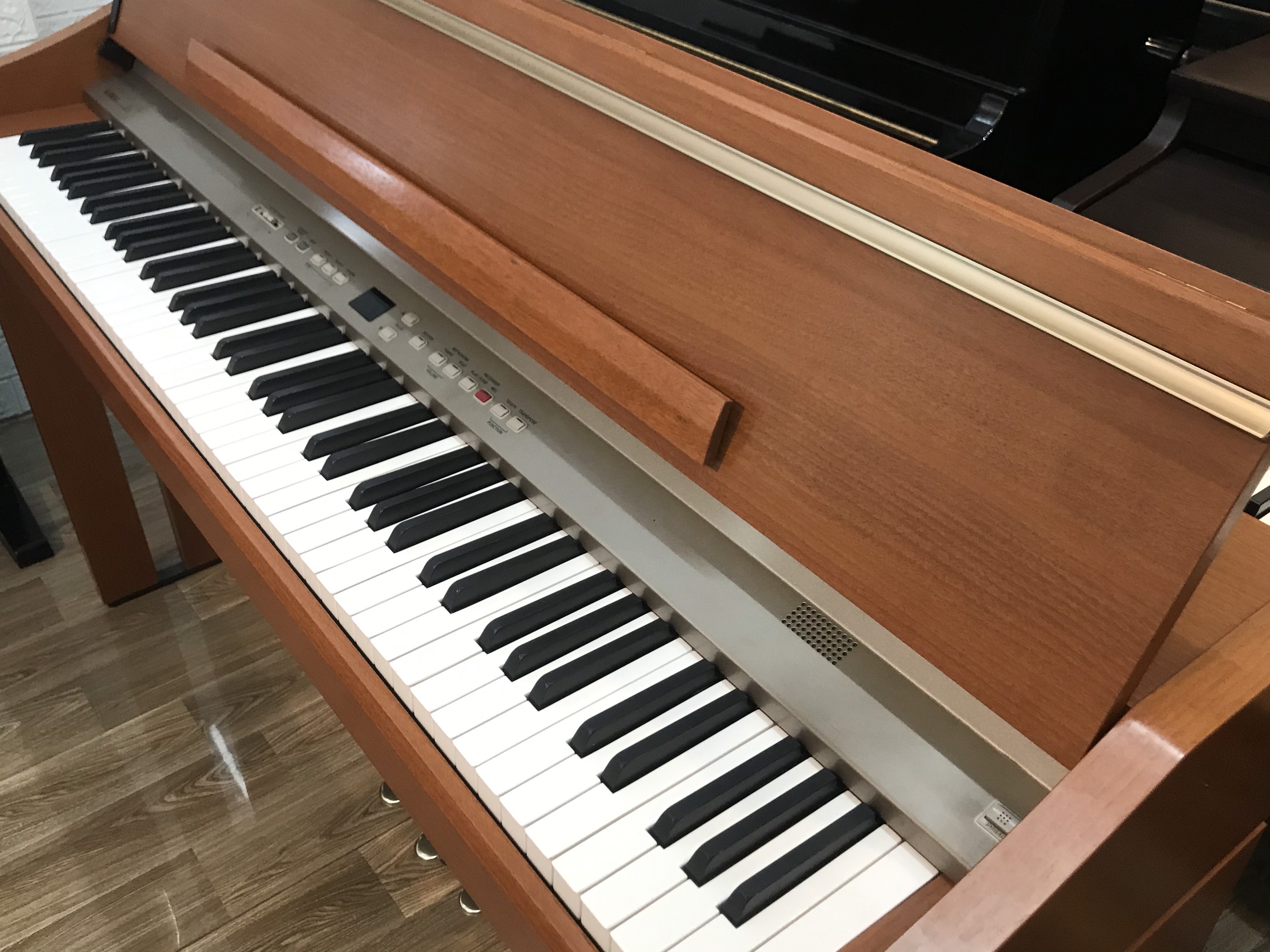 Piano kawai L5 - stmusic