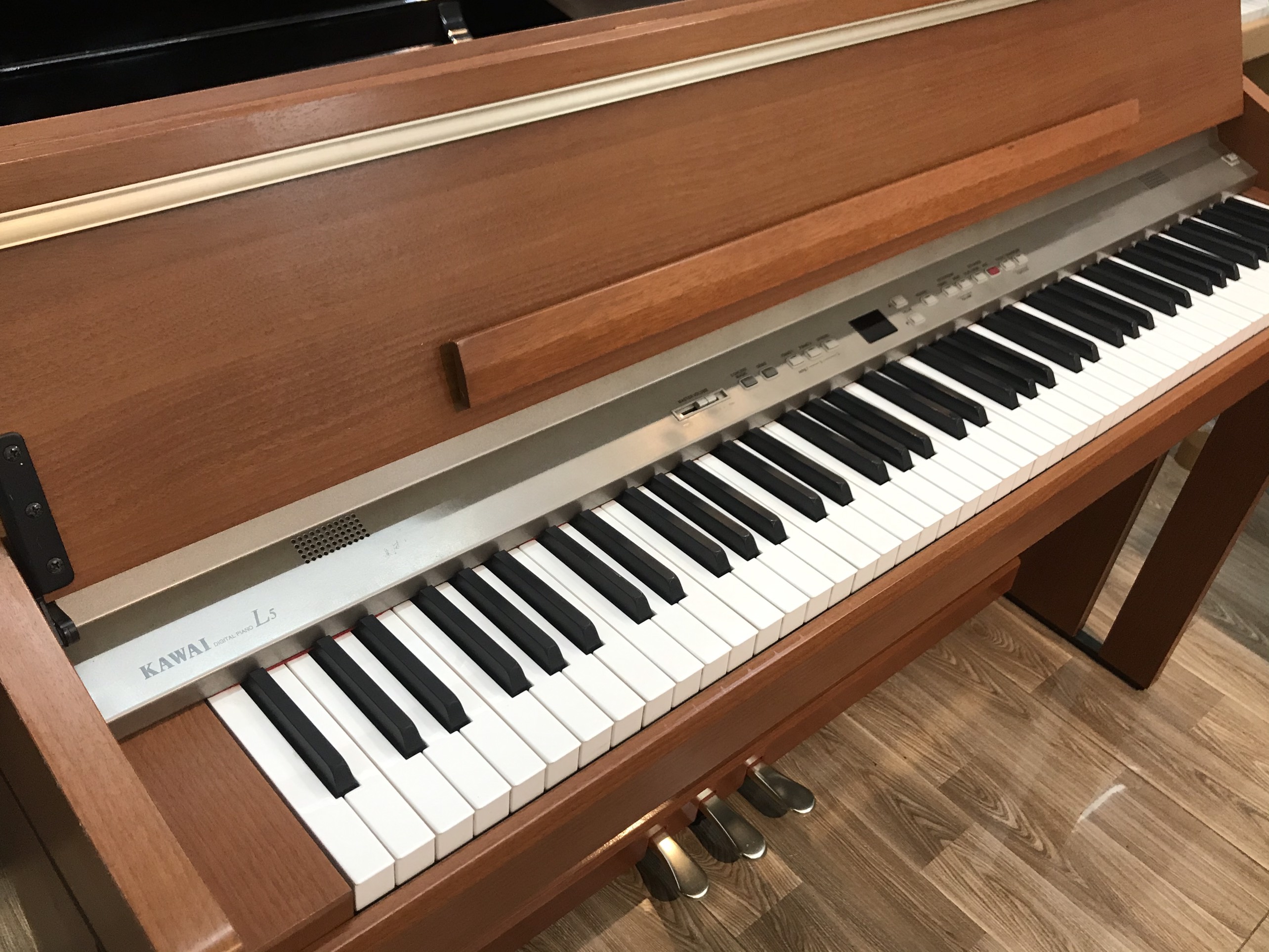Piano kawai L5 - stmusic