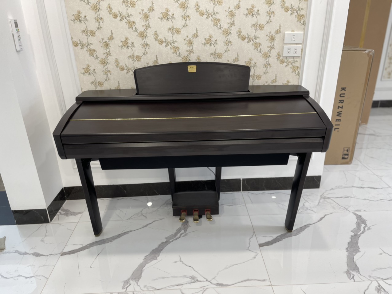 PIANO YAMAHA CVP405