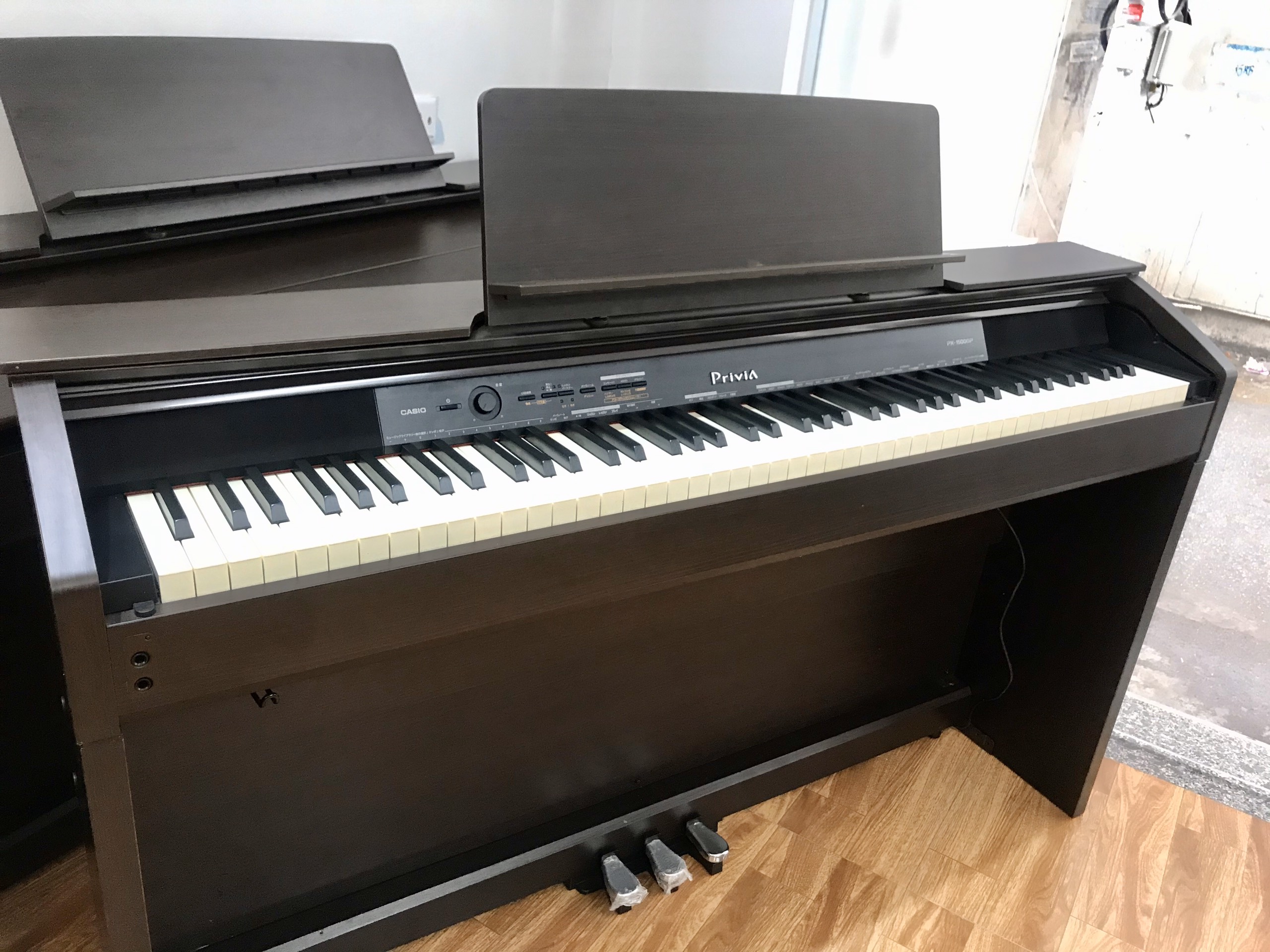 Piano điện Casio PX-1500GP