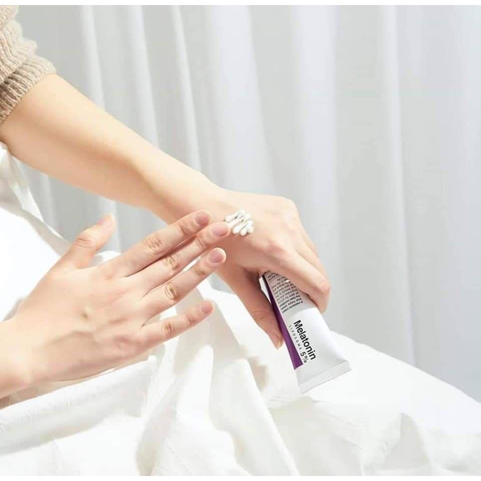 Kem Trị Nám Maxclinic Time Return Melatonin Cream Liposome 5%