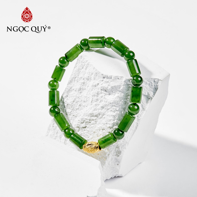 vòng tay đá ngọc bích