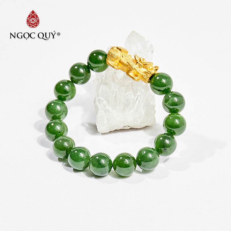 vòng tay đá ngọc bích