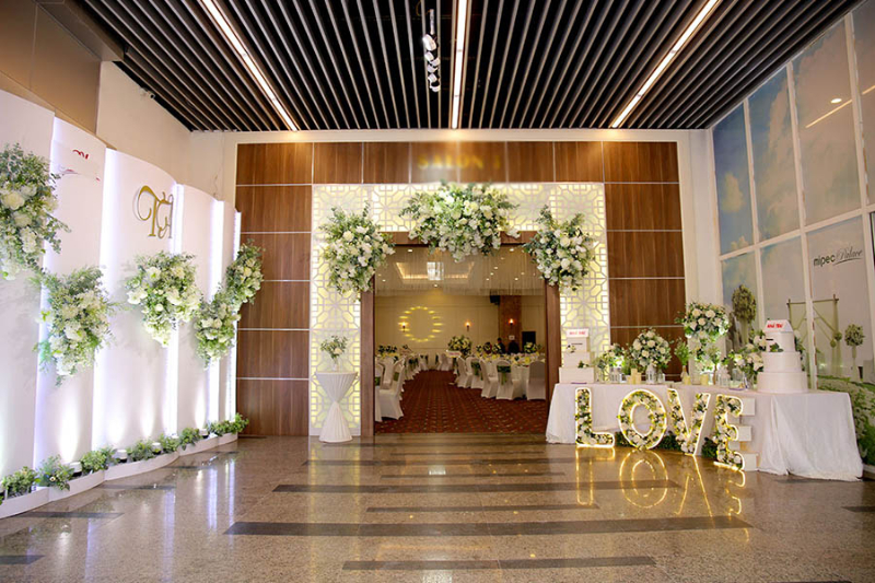 Mẫu thiết kế nhà hàng tiệc cưới mang phong cách tân cổ điển