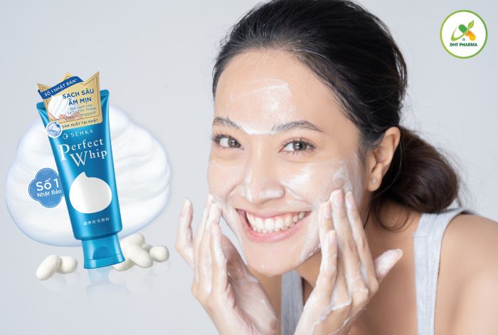 Sữa rửa mặt Senka xanh