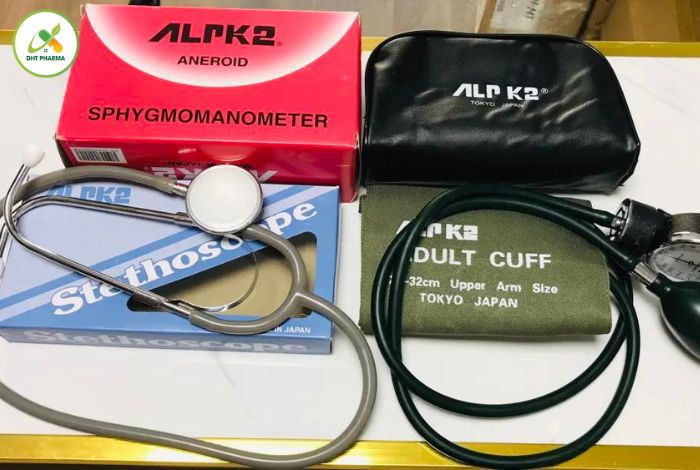 Máy đo huyết áp của Nhật